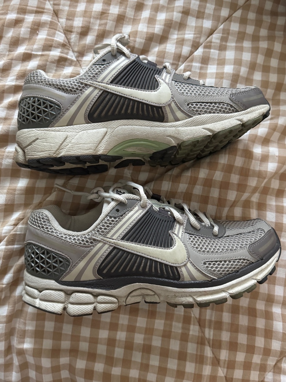 Nike Zoom Vomero 5 "Cobblestone"